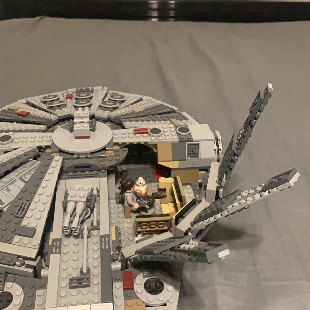 Lego - Picture 2 of 6